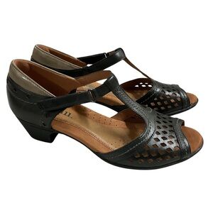 Cobb Hill Alexa Black Leather Heeled Sandal, New in Box, US Size 11